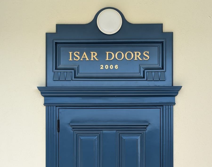 ISAR Door
